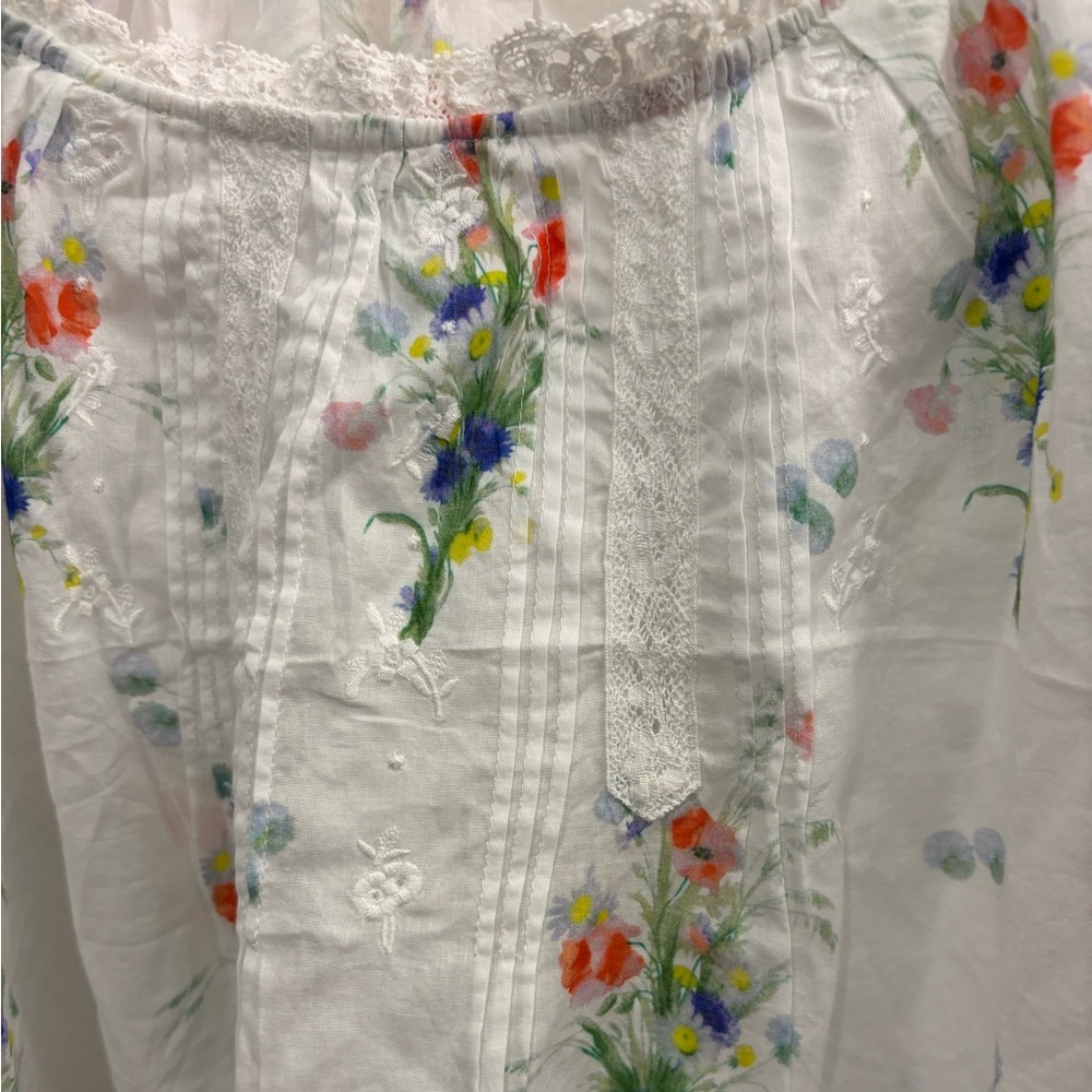 Doen Frederica Top in Painted Bouquet Size M - Picture 5 of 8